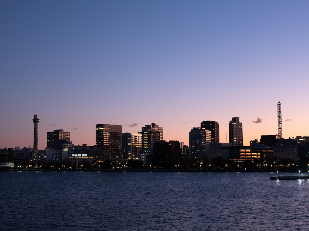 Beach wedding dress guide